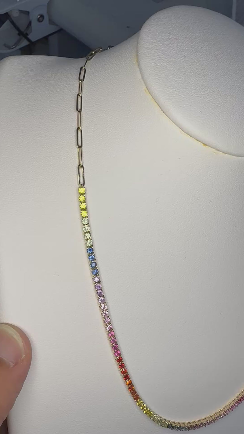 Paperclip Tennis Necklace in Natural Rainbow Sapphire Gradients - 14K Gold