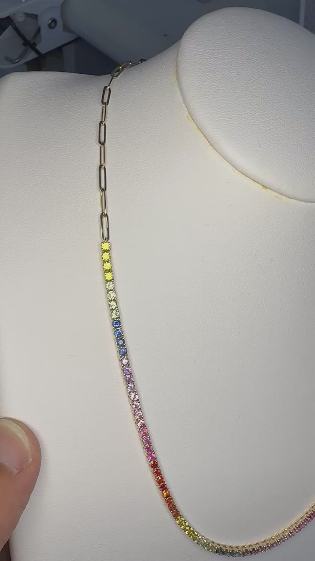 Paperclip Tennis Necklace in Natural Rainbow Sapphire Gradients - 14K Gold
