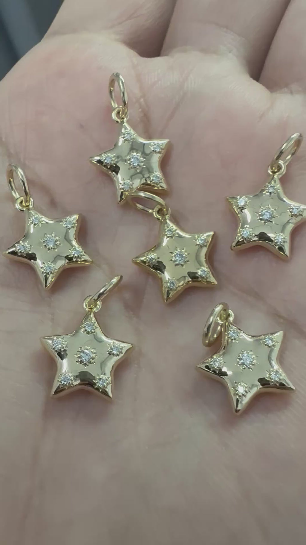 Double Side Star Burst/Plain Charm